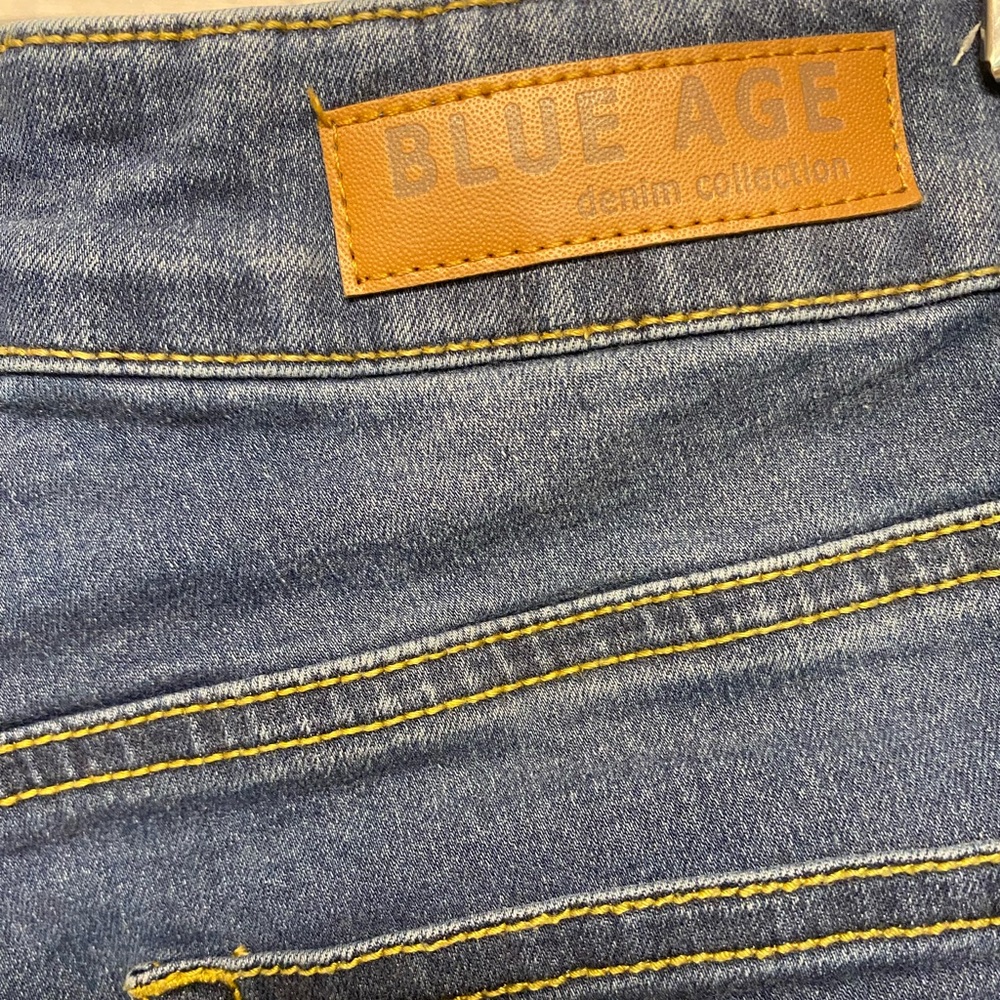Blue Age High Rise Skinny Raw Hem Jeans Sz 7 - Picture 8 of 8